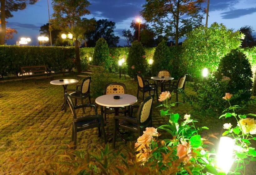 Fotos del hotel Family  Globus:  8