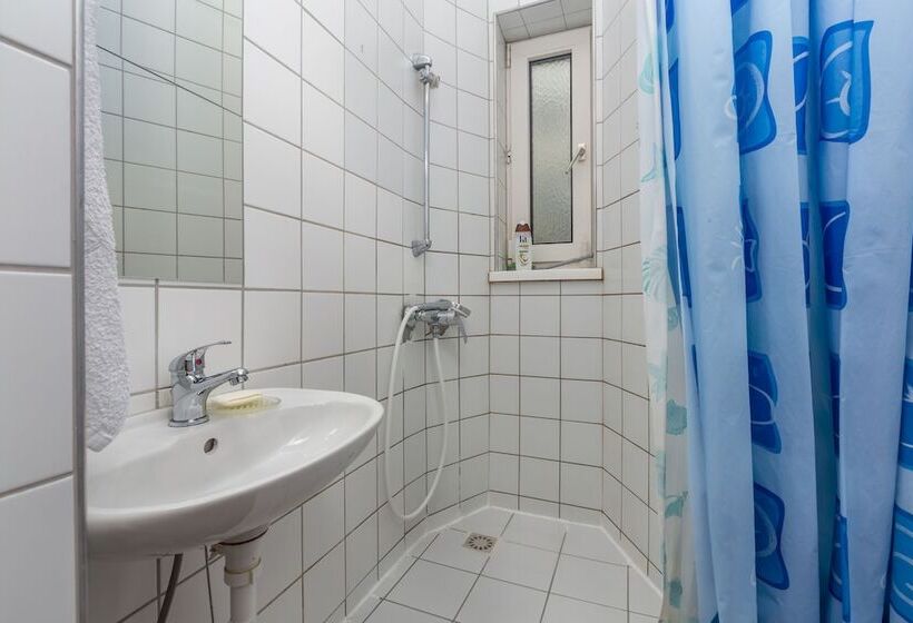 Fotos del hotel Pension Vienna Happymit:  5