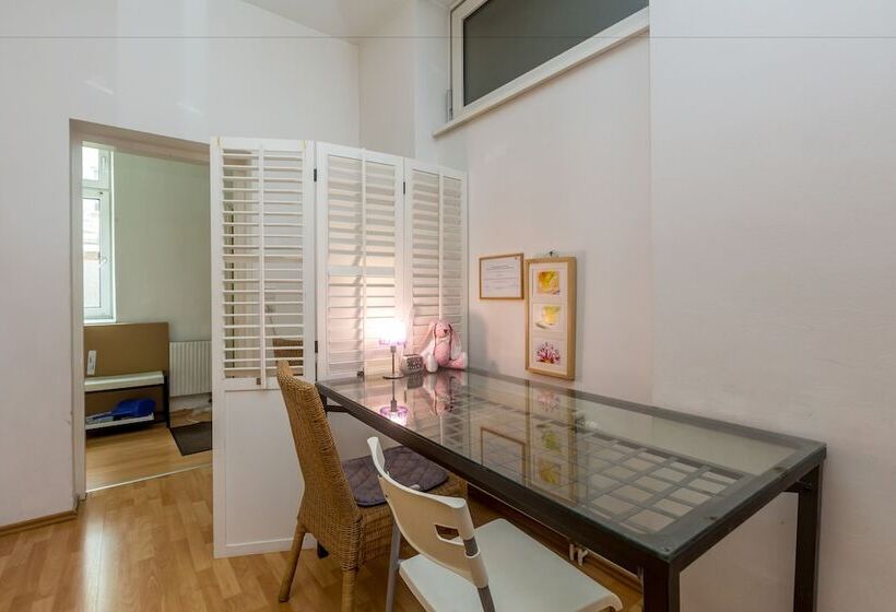 Fotos del hotel Pension Vienna Happymit:  7