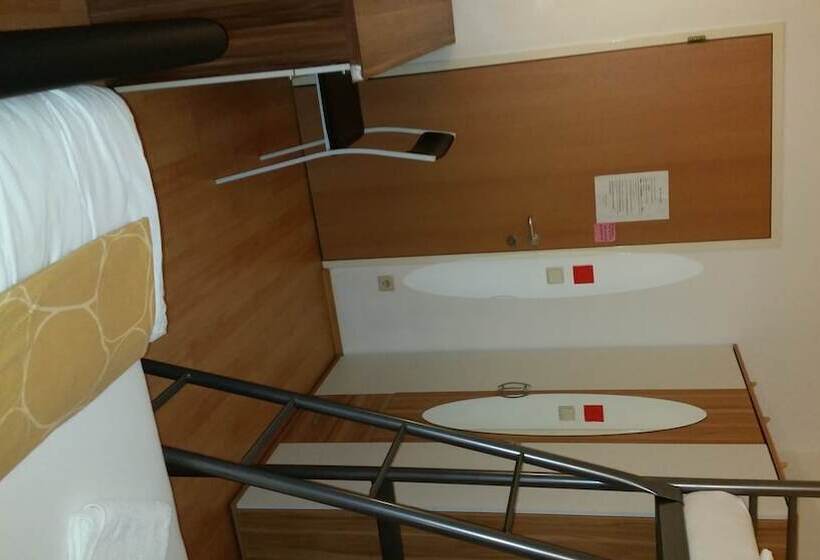 Fotos del hotel Pension Vienna Happymit:  22