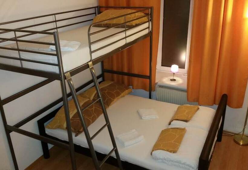 Fotos del hotel Pension Vienna Happymit:  17