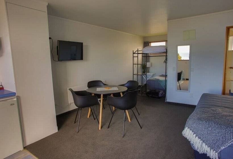 Fotos del hotel Nugget View & Kaka Point Motels:  11