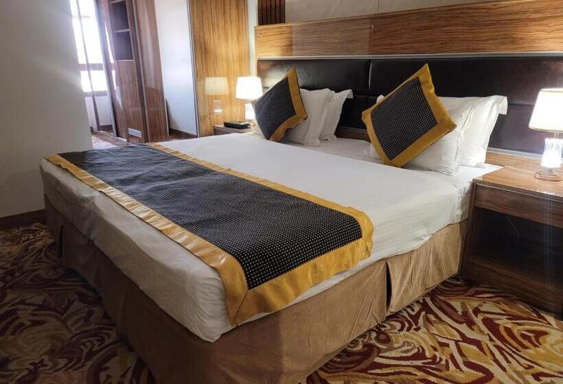 Fotos del hotel Al Shakreen Golden Tulip:  14