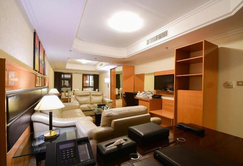 Fotos del hotel Al Shakreen Golden Tulip:  25