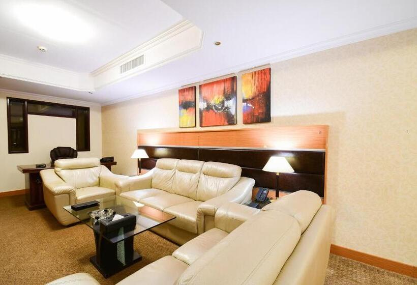 Fotos del hotel Al Shakreen Golden Tulip:  22