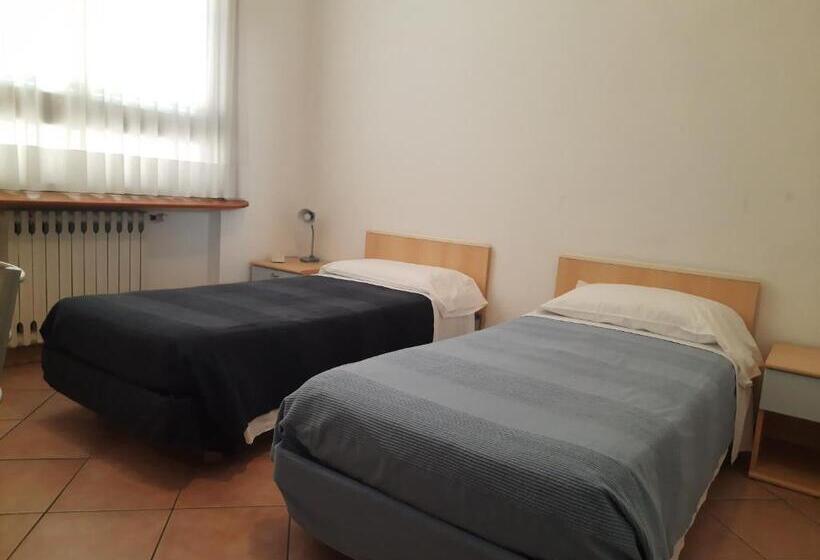 Fotos del hotel Girasole House:  2