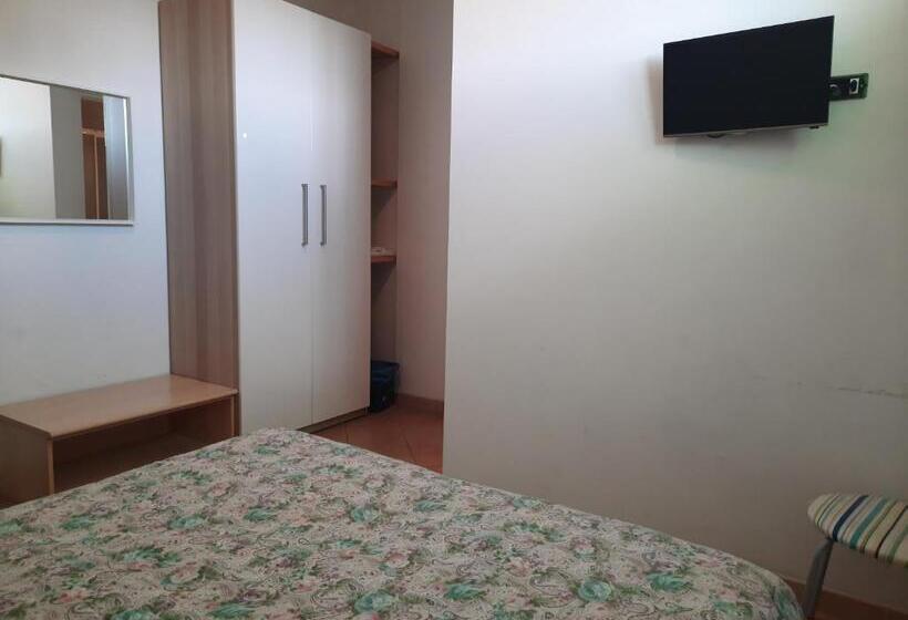 Fotos del hotel Girasole House:  13