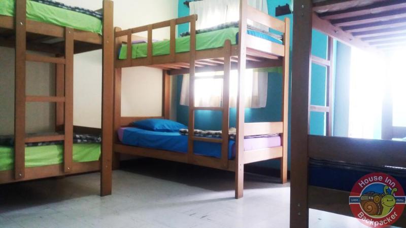 Fotos del hotel House Inn Backpackers:  13