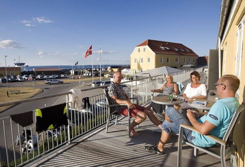 Fotos del hotel Hvalpsund Færgekro:  11