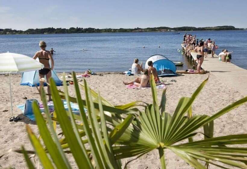 Fotos del hotel Hvalpsund Færgekro:  25