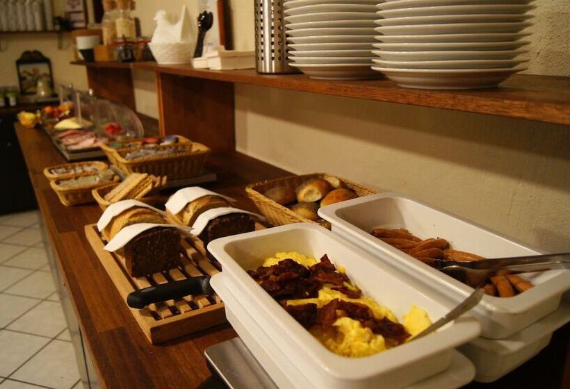 Fotos del hotel Hvalpsund Færgekro:  24