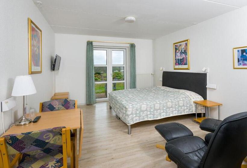 Fotos del hotel Hvalpsund Færgekro:  9