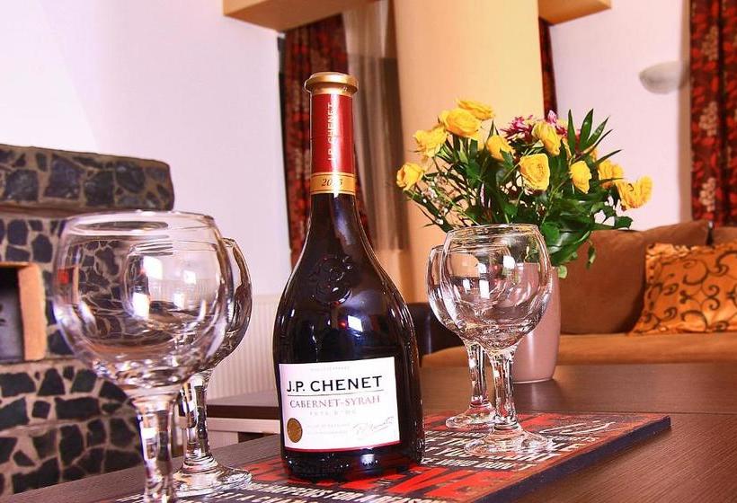 Fotos del hotel Residenza Di Carbasinni:  5