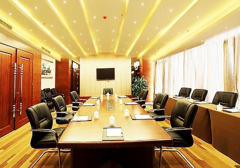 Fotos del hotel Greentree Inn Shandong Qingdao Development District Sdust Express:  6