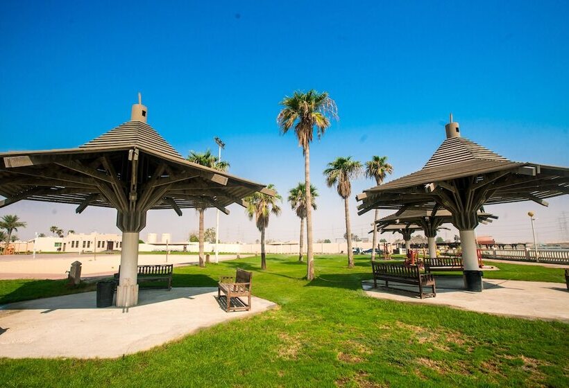 La Fontaine Le Lac Resort