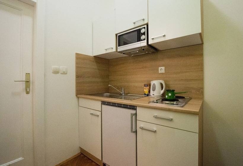 Fotos del hotel Vila Teslova:  5