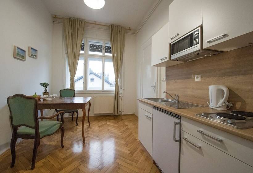 Fotos del hotel Vila Teslova:  2