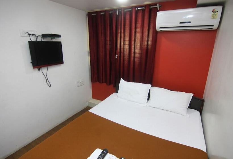 Fotos del hotel Bkc Residency:  16