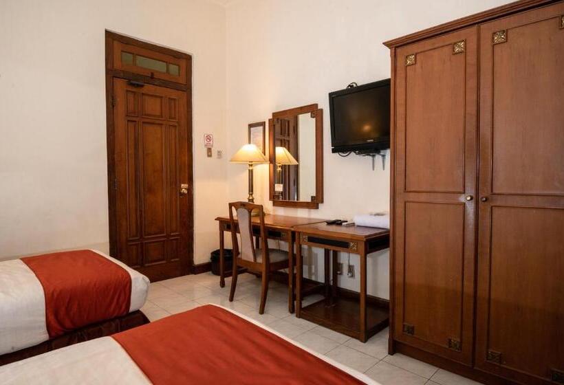 Fotos del hotel Saptagria:  3