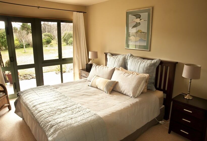 Fotos del hotel Whakaipo Lodge:  23