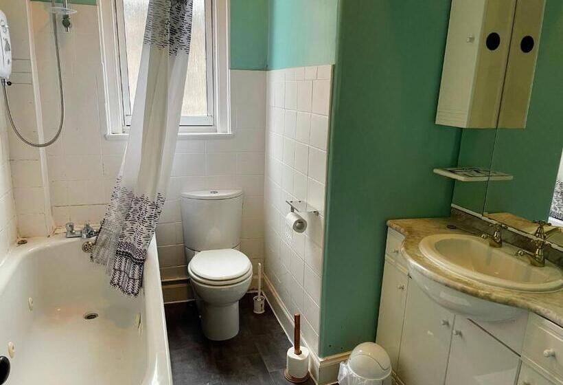 Fotos del hotel Airdenair Guest House:  11