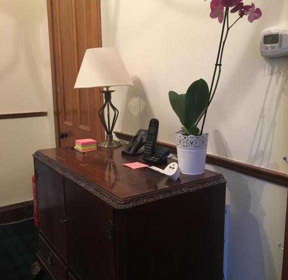 Fotos del hotel Airdenair Guest House:  25