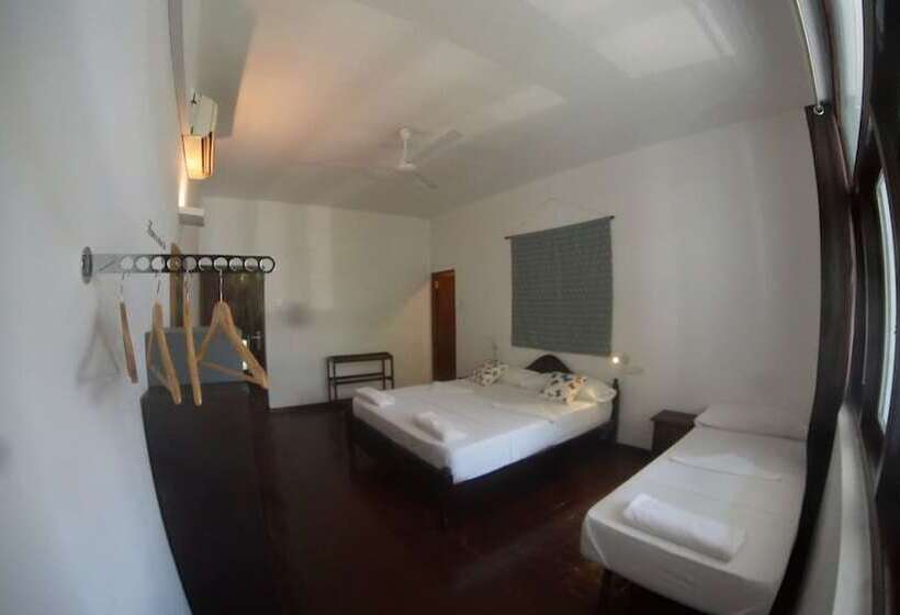 Fotos del hotel Coral Seas Beach Hikkaduwa:  17