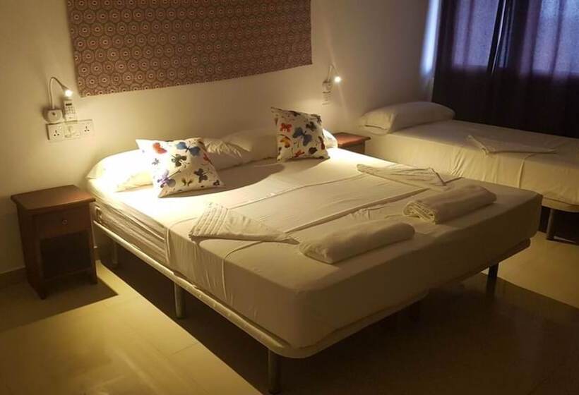 Fotos del hotel Coral Seas Beach Hikkaduwa:  8