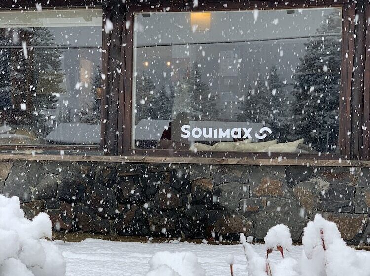 Fotos del hotel Complejo Base 41:  2