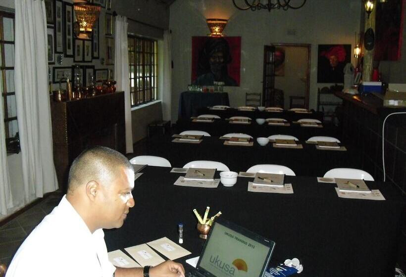 Fotos del hotel Emtonjeni Country Lodge:  12