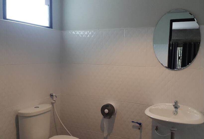 Fotos del hotel 4hearts Loft House:  3