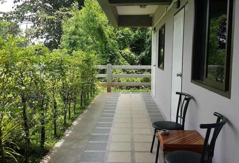 Fotos del hotel 4hearts Loft House:  8