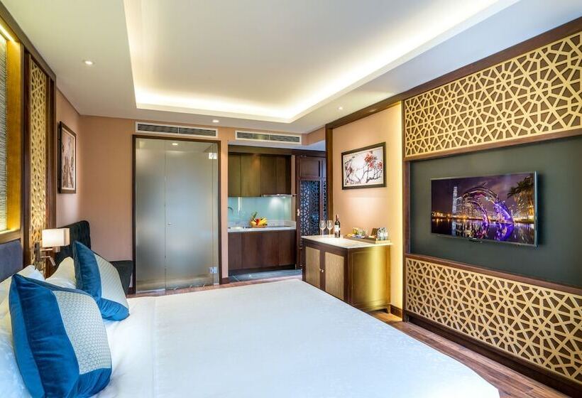 Fotos del hotel Conifer Grand:  19