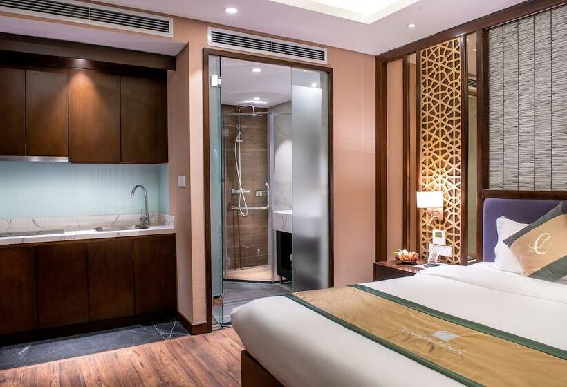 Fotos del hotel Conifer Grand:  1