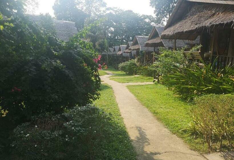 Fotos del hotel Jungle Garden:  16