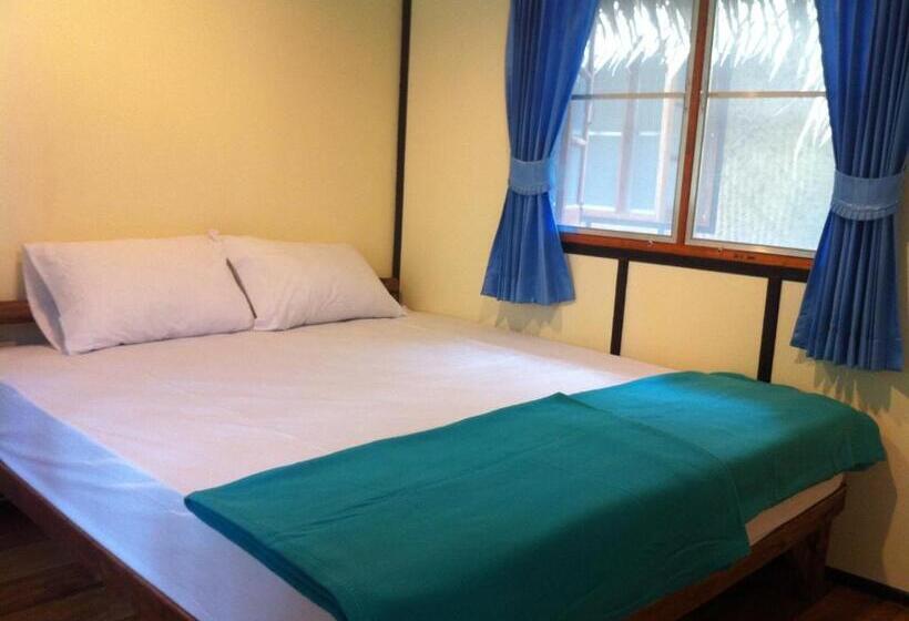 Fotos del hotel Jungle Garden:  5