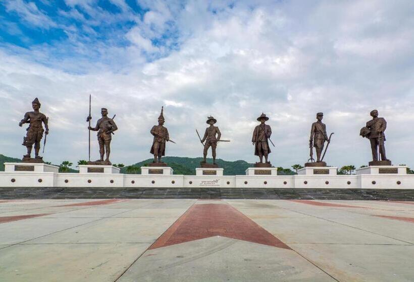 Fotos del hotel The Blue Sky Resort At Hua Hin:  3