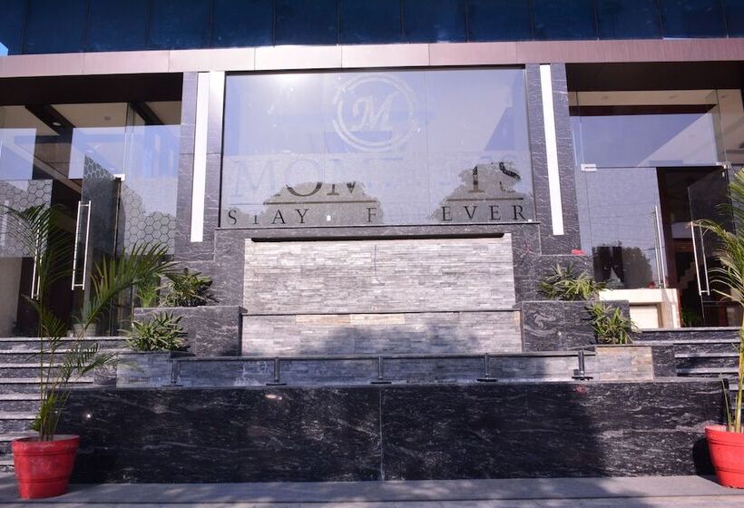 Fotos del hotel Moments:  21