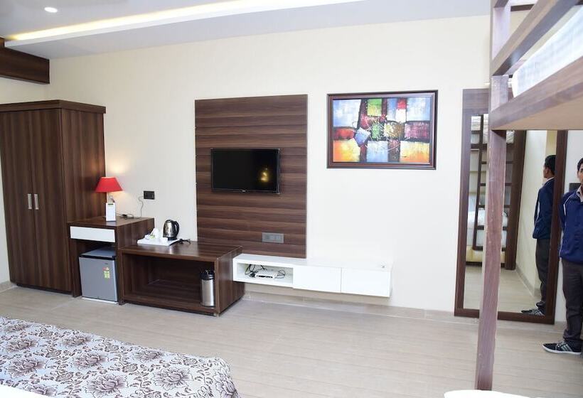 Fotos del hotel Moments:  10