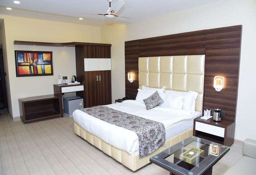 Fotos del hotel Moments:  7