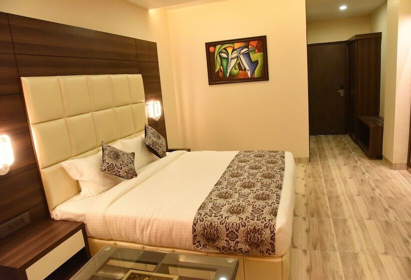 Fotos del hotel Moments:  2