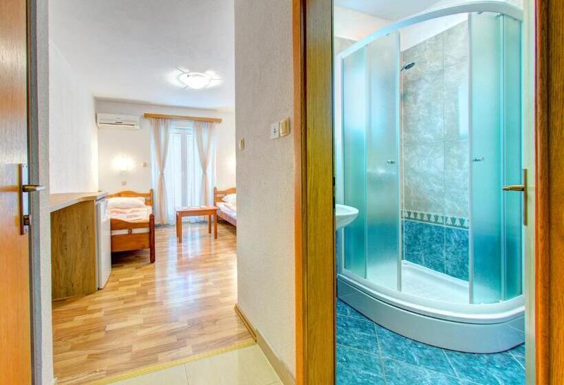 Fotos del hotel Pansion Glory:  15