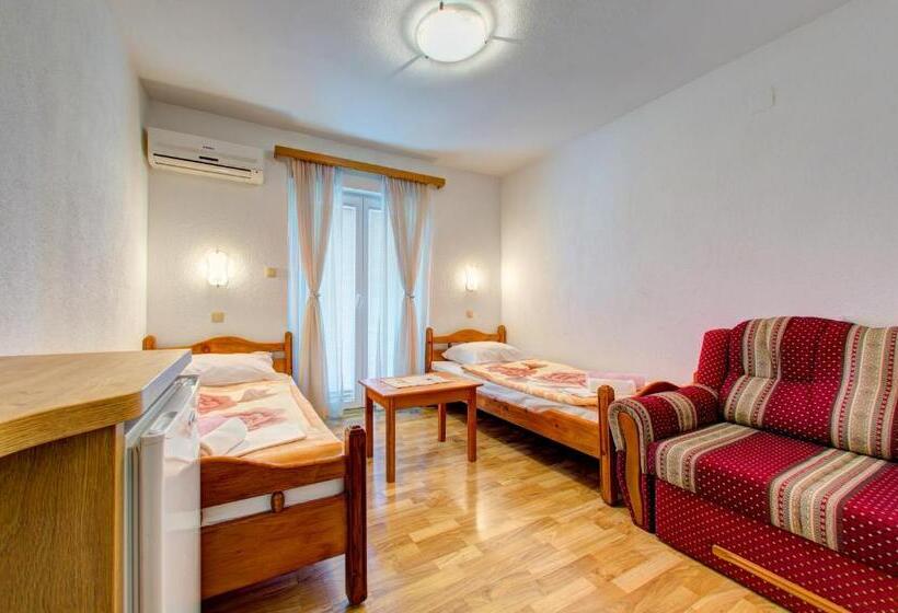 Fotos del hotel Pansion Glory:  14