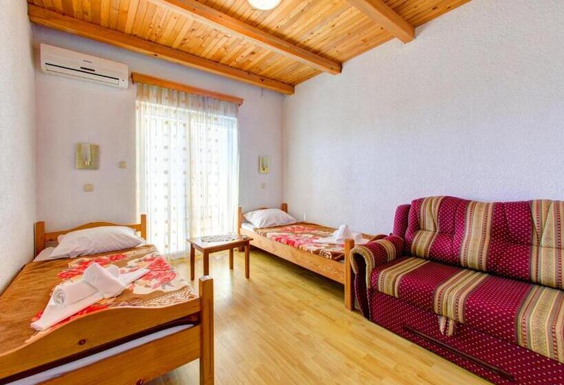 Fotos del hotel Pansion Glory:  3