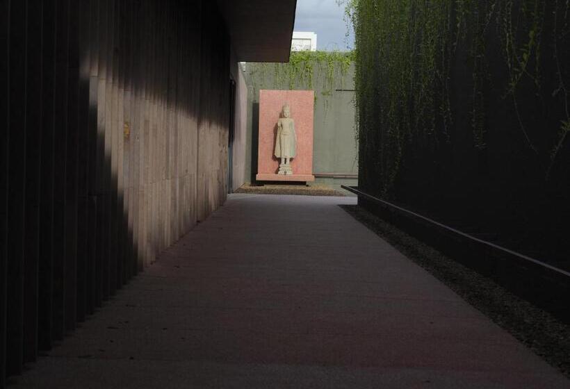 Fotos del hotel The Bale Phnom Penh Resort:  9