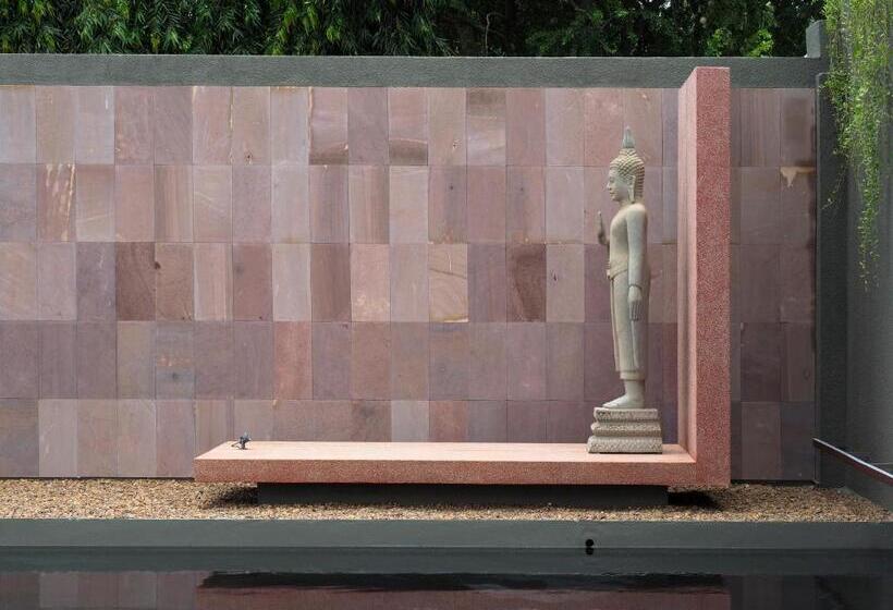 Fotos del hotel The Bale Phnom Penh Resort:  11