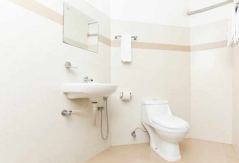 Fotos del hotel Treebo Hill Gardens:  2