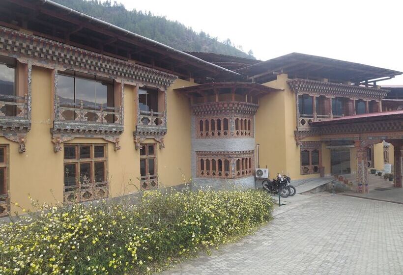 Fotos del hotel Udumwara Resort:  1