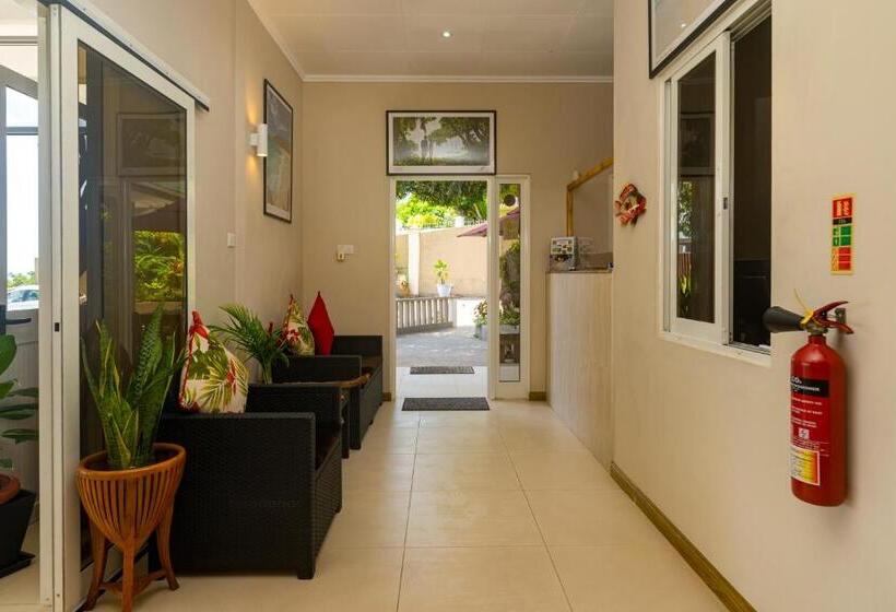 Fotos del hotel The Ridge Residence:  9