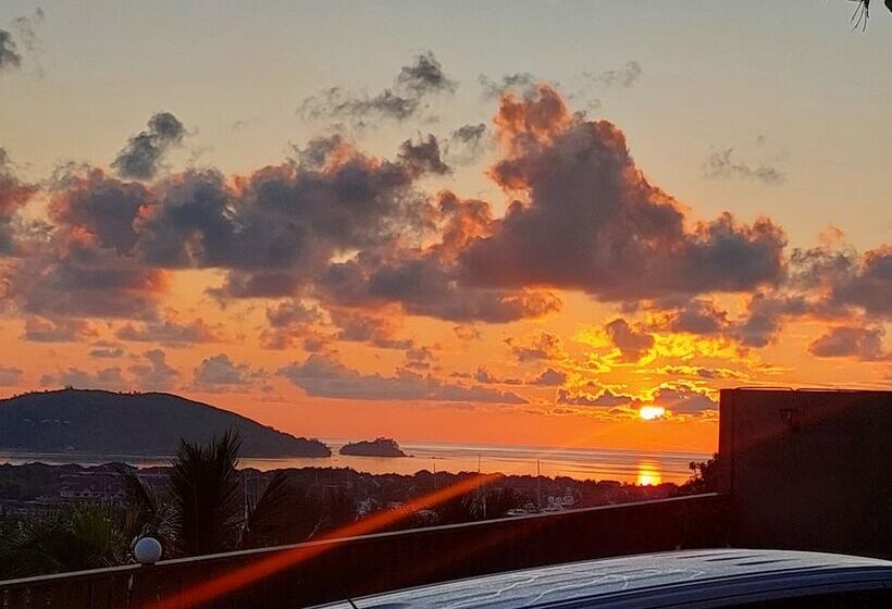 Fotos del hotel The Ridge Residence:  3